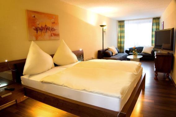 Hotel Haus Krone Bexbach Habitación foto